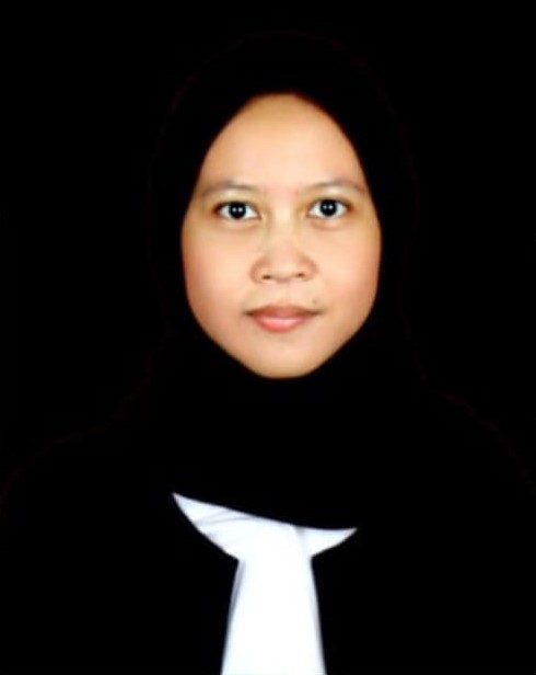 Rafika Yuniayusari, SM